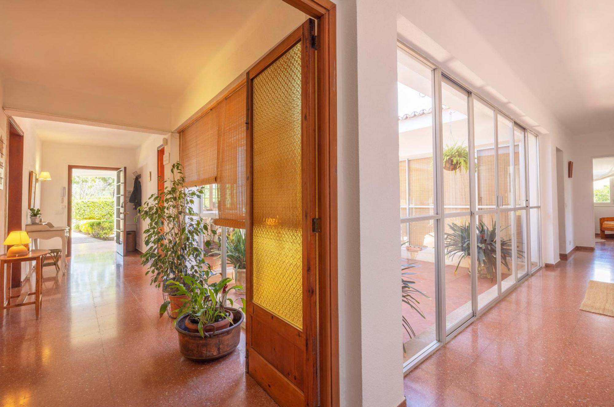 Ideal House For Two Families With Pool And Barbecue Plamanyola Εξωτερικό φωτογραφία