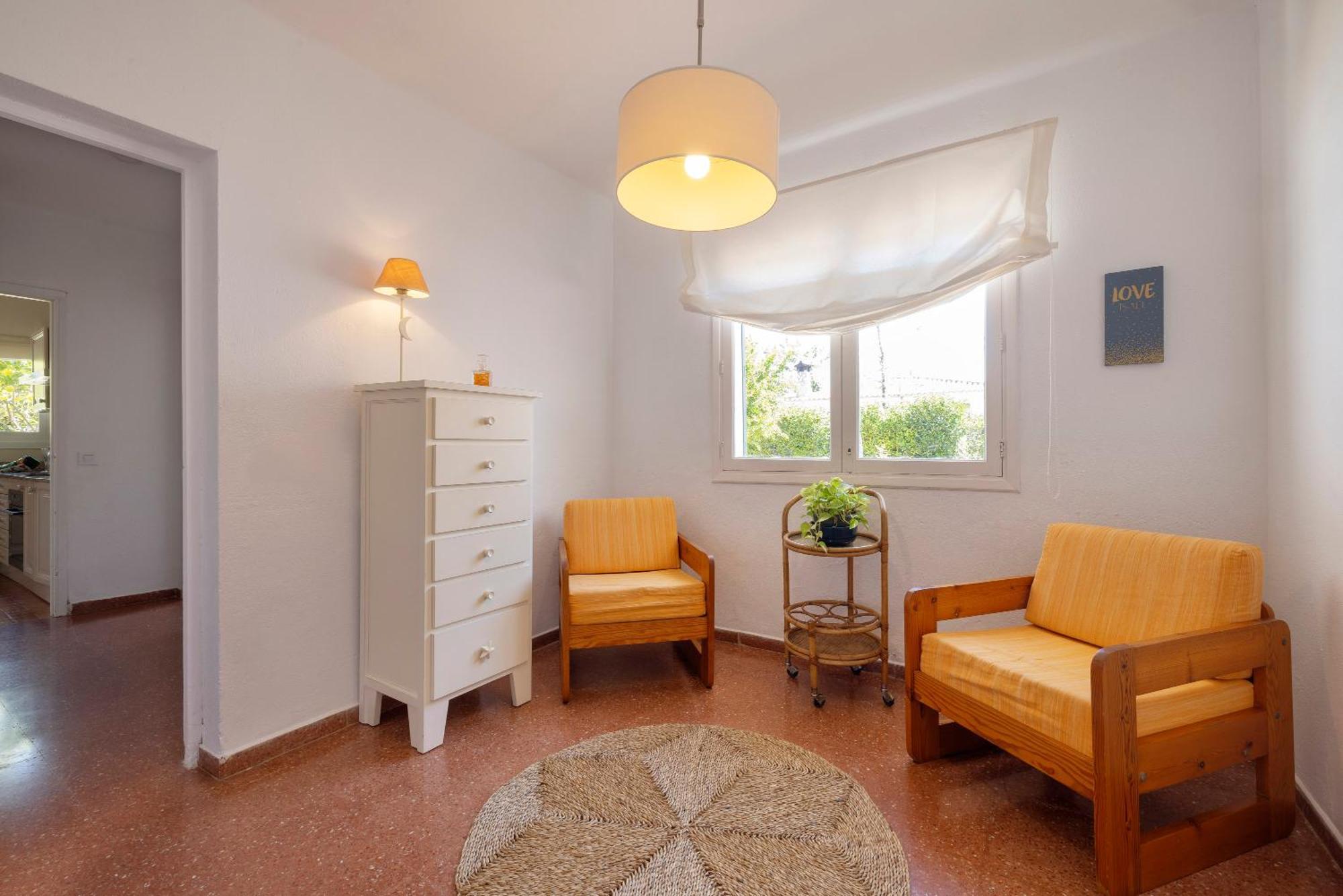 Ideal House For Two Families With Pool And Barbecue Plamanyola Εξωτερικό φωτογραφία